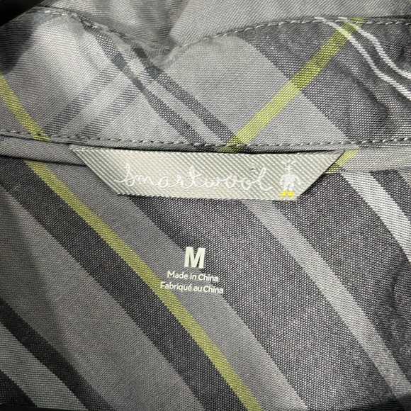 Smartwool striped button down - Picture 2 of 8
